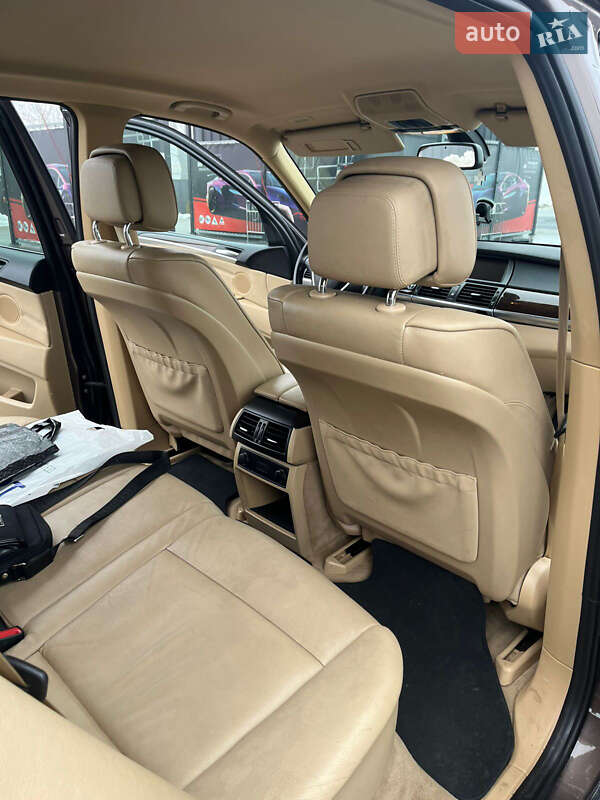 Внедорожник / Кроссовер BMW X5 2013 в Хусте фото 14 Внедорожник / Кроссовер BMW X5 2013 в Хусте