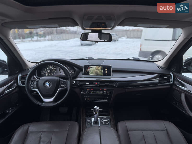 Позашляховик / Кросовер BMW X5 2015 в Луцьку