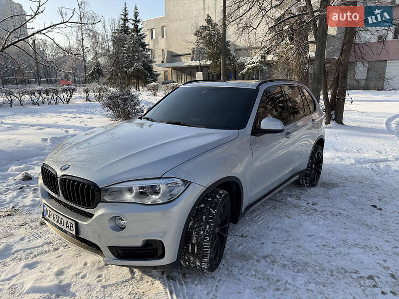 Внедорожник / Кроссовер BMW X5 2017 в Киеве