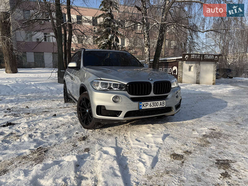 Внедорожник / Кроссовер BMW X5 2017 в Киеве