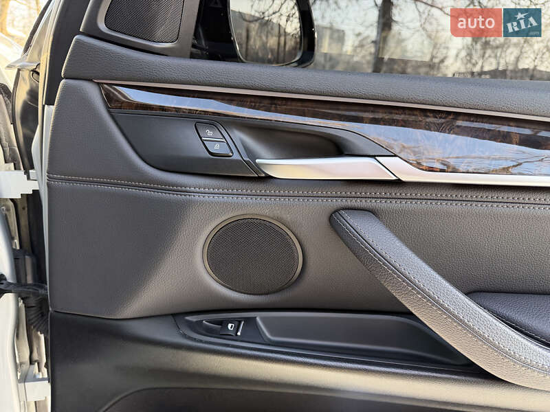 Внедорожник / Кроссовер BMW X5 2017 в Киеве