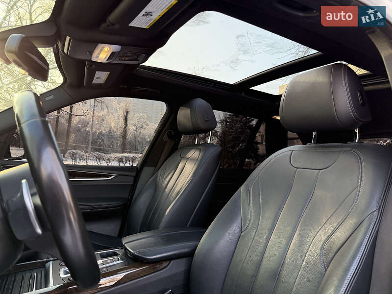 Внедорожник / Кроссовер BMW X5 2017 в Киеве