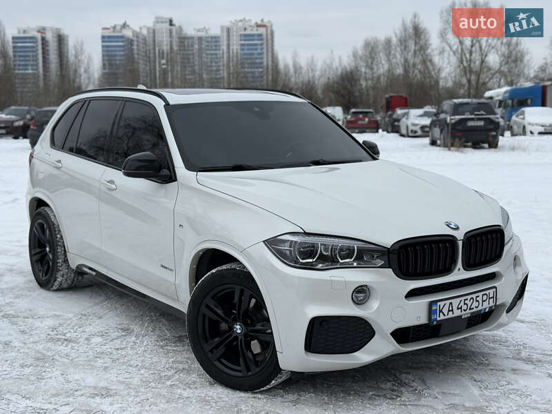 Внедорожник / Кроссовер BMW X5 2016 в Киеве