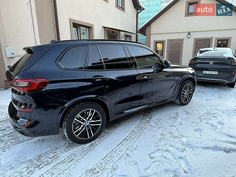 Позашляховик / Кросовер BMW X5 2019 в Києві фото 3 Позашляховик / Кросовер BMW X5 2019 в Києві