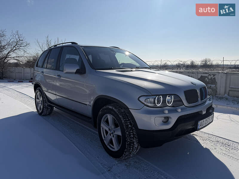 Внедорожник / Кроссовер BMW X5 2004 в Одессе