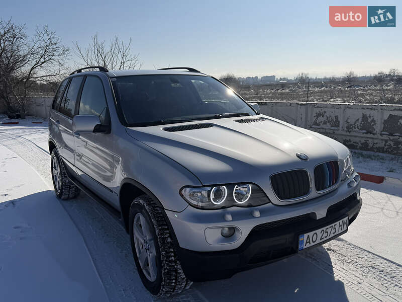 Внедорожник / Кроссовер BMW X5 2004 в Одессе