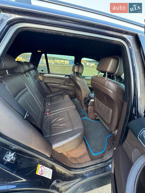 Внедорожник / Кроссовер BMW X5 2009 в Одессе