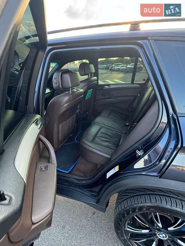 Внедорожник / Кроссовер BMW X5 2009 в Одессе