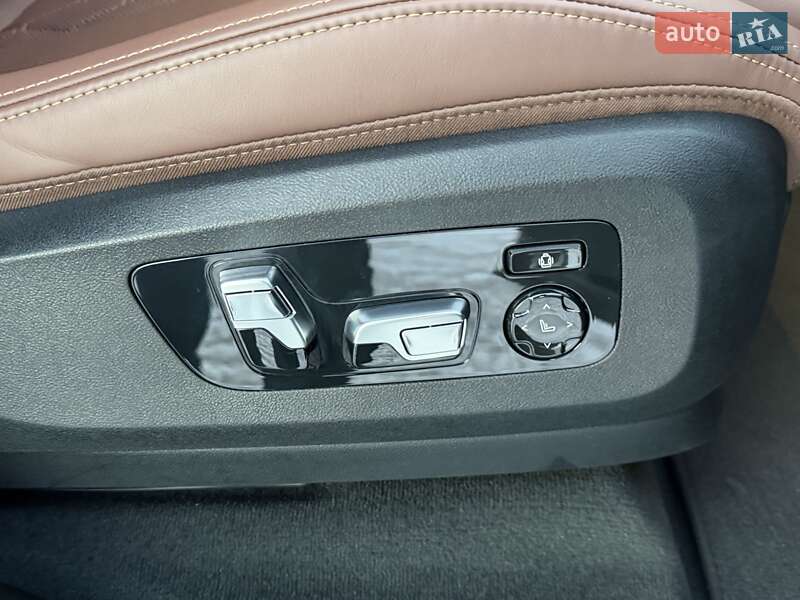 Внедорожник / Кроссовер BMW X5 2024 в Киеве