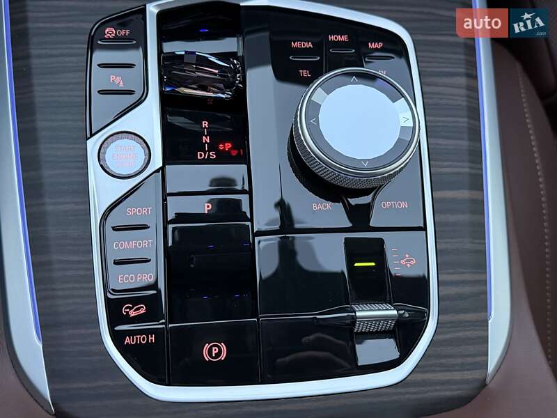 Внедорожник / Кроссовер BMW X5 2024 в Киеве