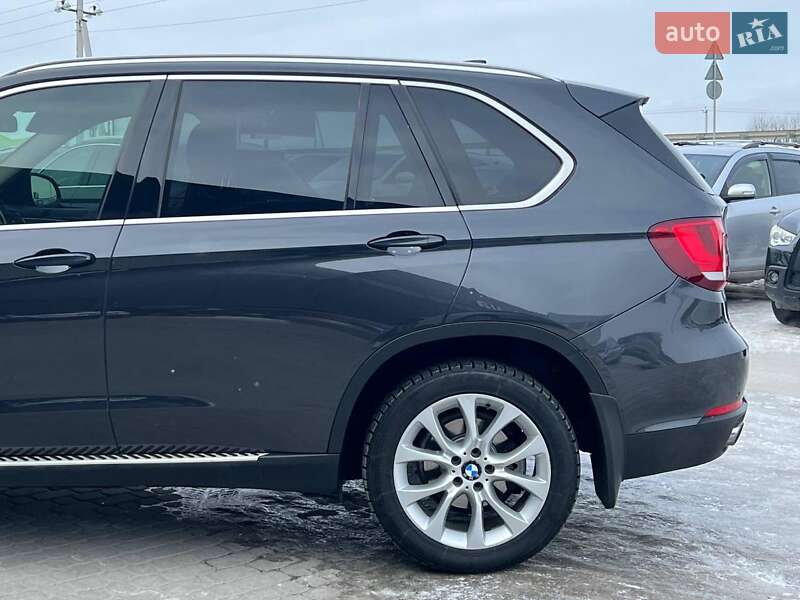 Позашляховик / Кросовер BMW X5 2013 в Львові