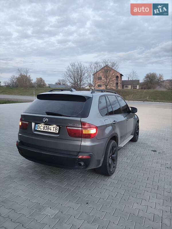 Внедорожник / Кроссовер BMW X5 2008 в Черновцах