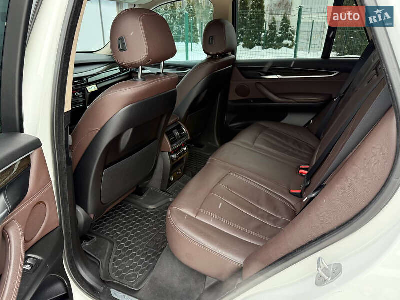 Позашляховик / Кросовер BMW X5 2015 в Києві фото 34 Позашляховик / Кросовер BMW X5 2015 в Києві