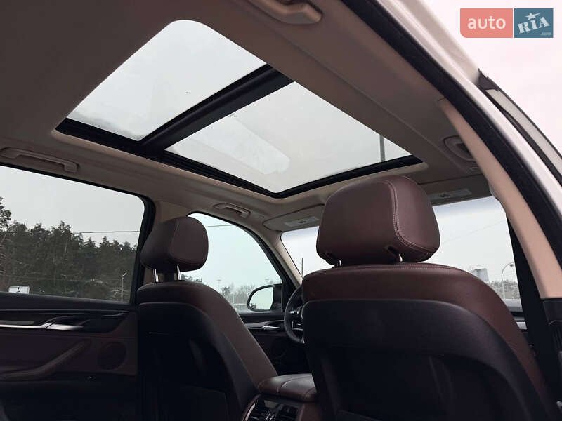 Позашляховик / Кросовер BMW X5 2015 в Києві фото 44 Позашляховик / Кросовер BMW X5 2015 в Києві