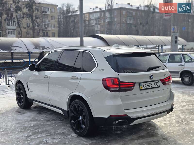 Внедорожник / Кроссовер BMW X5 2017 в Киеве