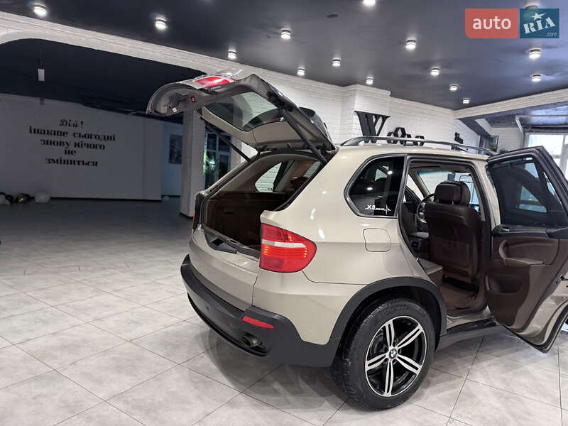 Внедорожник / Кроссовер BMW X5 2011 в Одессе