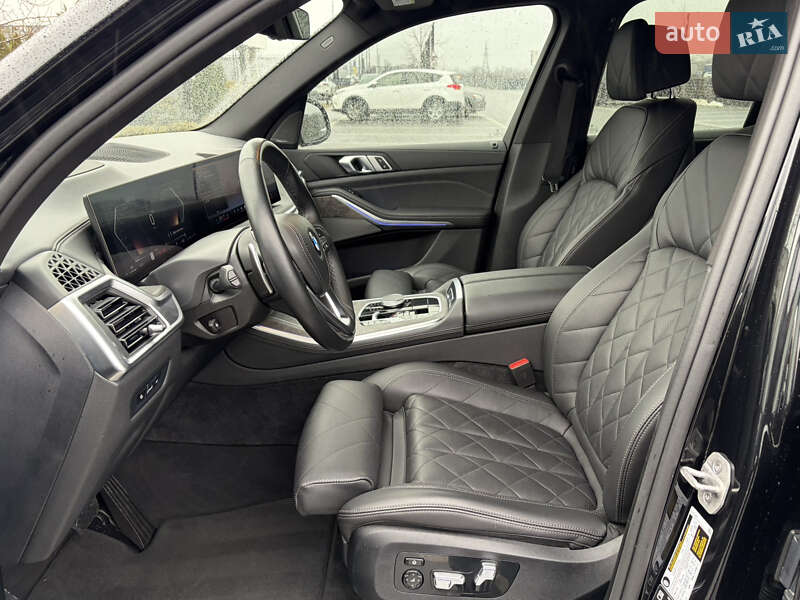 Внедорожник / Кроссовер BMW X5 2024 в Ужгороде