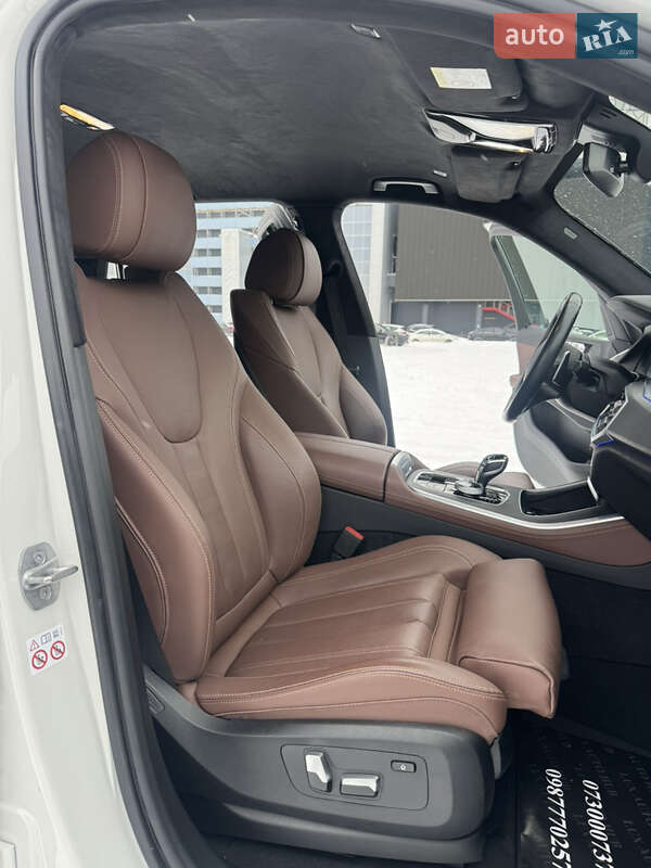 Внедорожник / Кроссовер BMW X5 2022 в Киеве