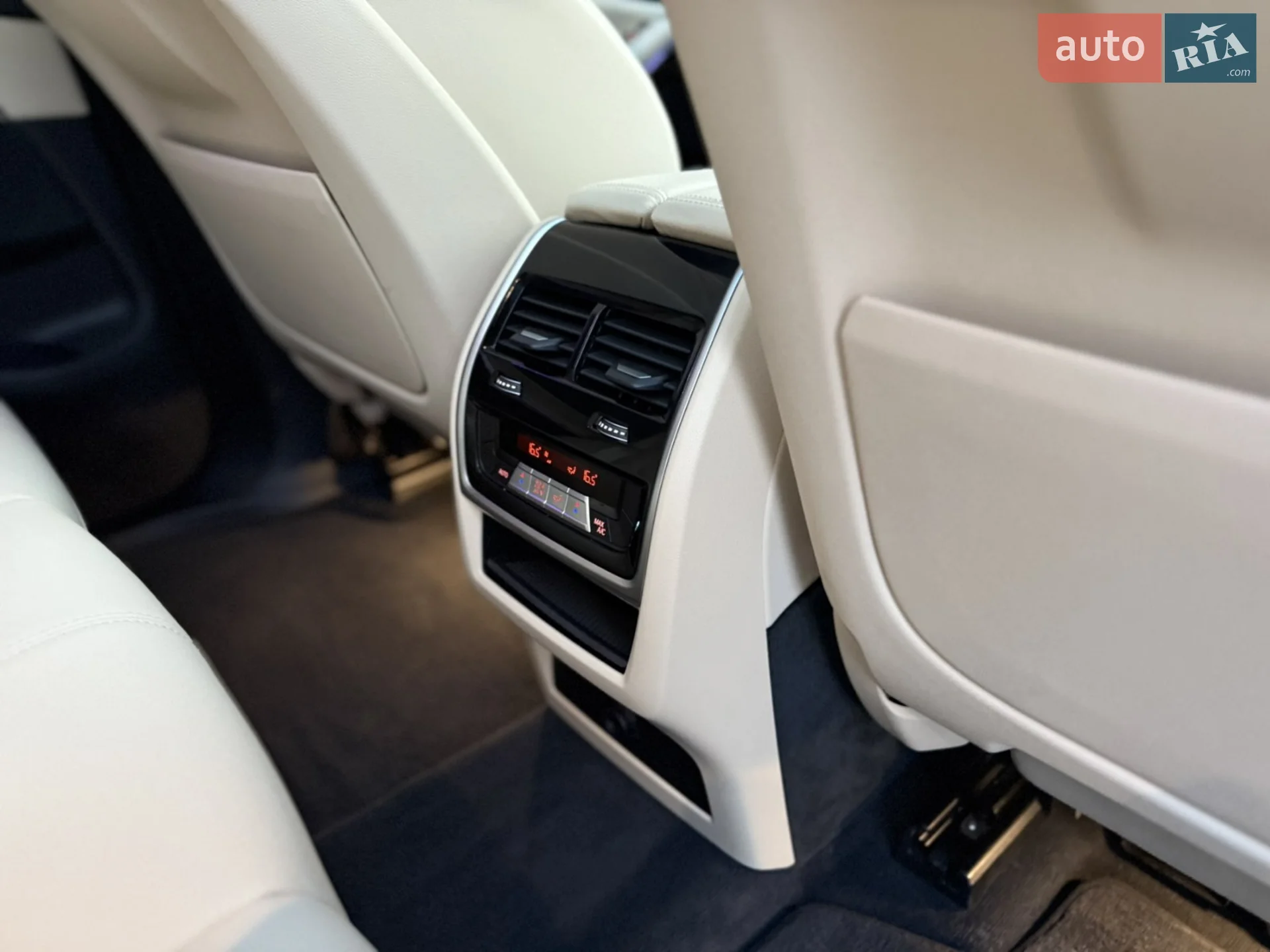 2020 BMW X5 - мініатюра 23