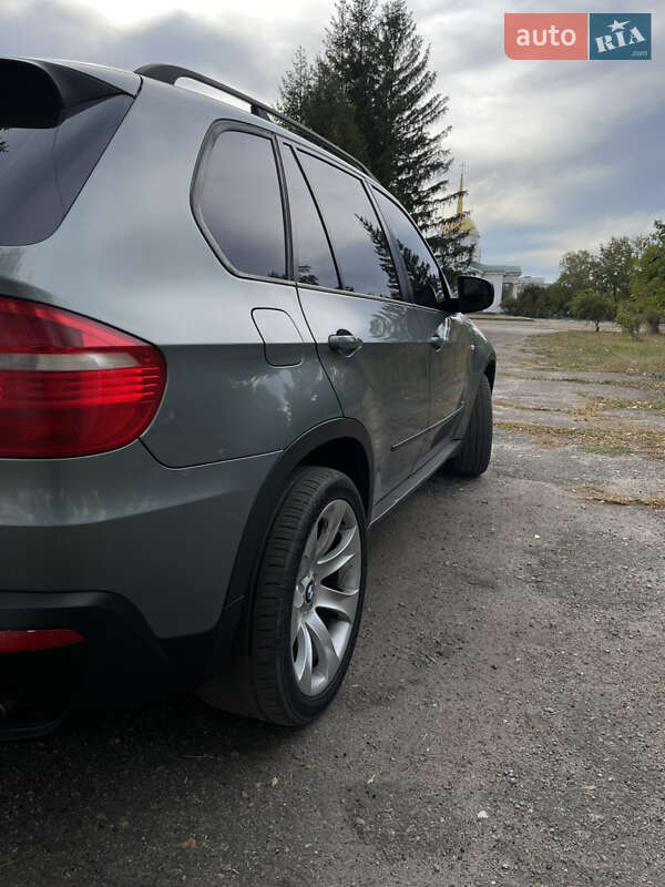 Внедорожник / Кроссовер BMW X5 2008 в Чугуеве