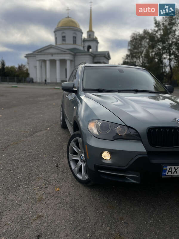 Внедорожник / Кроссовер BMW X5 2008 в Чугуеве