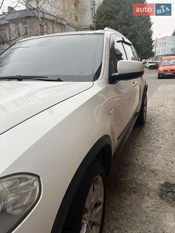Позашляховик / Кросовер BMW X5 2010 в Рівному