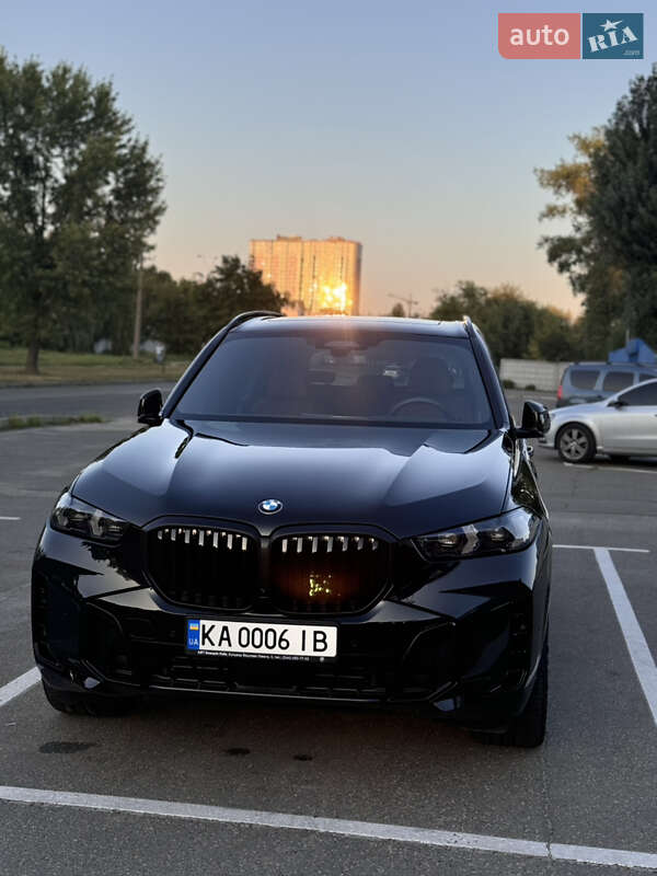 Внедорожник / Кроссовер BMW X5 2024 в Киеве