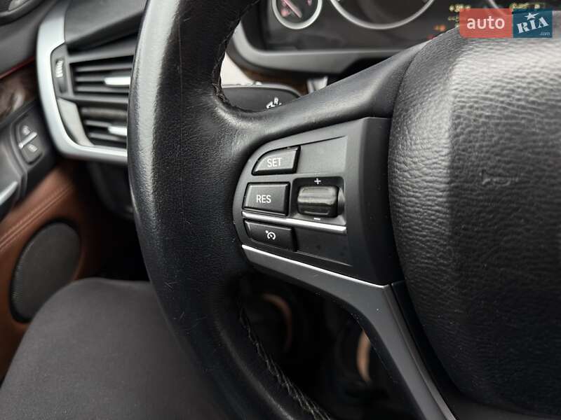 Внедорожник / Кроссовер BMW X5 2014 в Львове