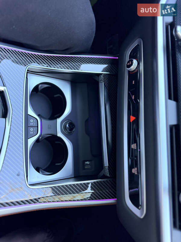 Внедорожник / Кроссовер BMW X5 2024 в Киеве