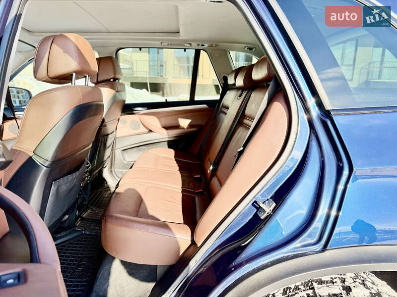 Внедорожник / Кроссовер BMW X5 2011 в Тернополе