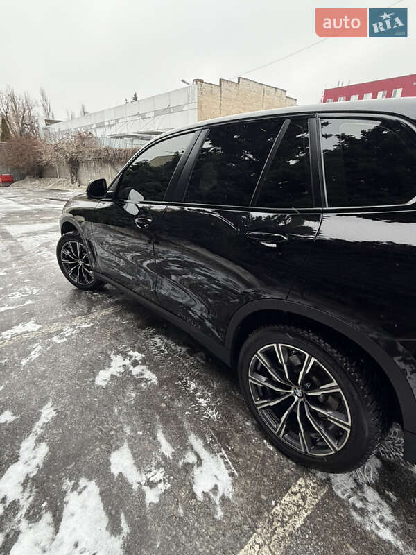 Позашляховик / Кросовер BMW X5 2021 в Дніпрі фото 34 Позашляховик / Кросовер BMW X5 2021 в Дніпрі