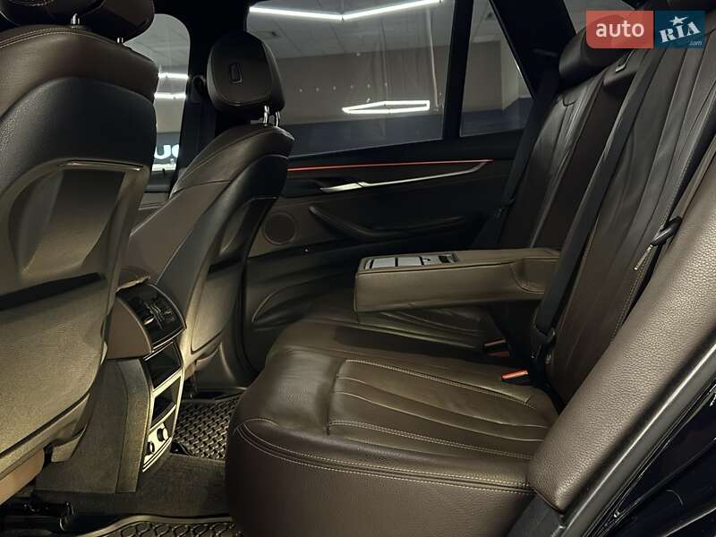 Позашляховик / Кросовер BMW X5 2015 в Миколаєві фото 12 Позашляховик / Кросовер BMW X5 2015 в Миколаєві