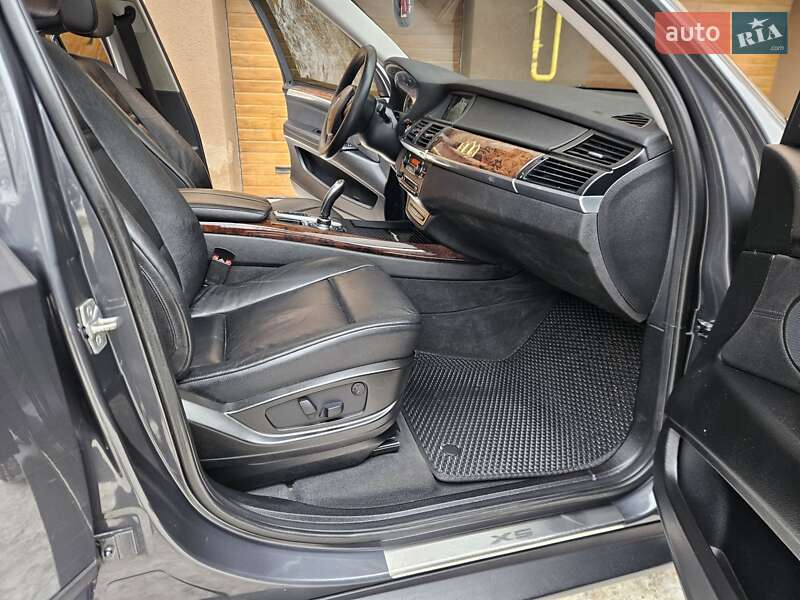 Внедорожник / Кроссовер BMW X5 2011 в Виннице