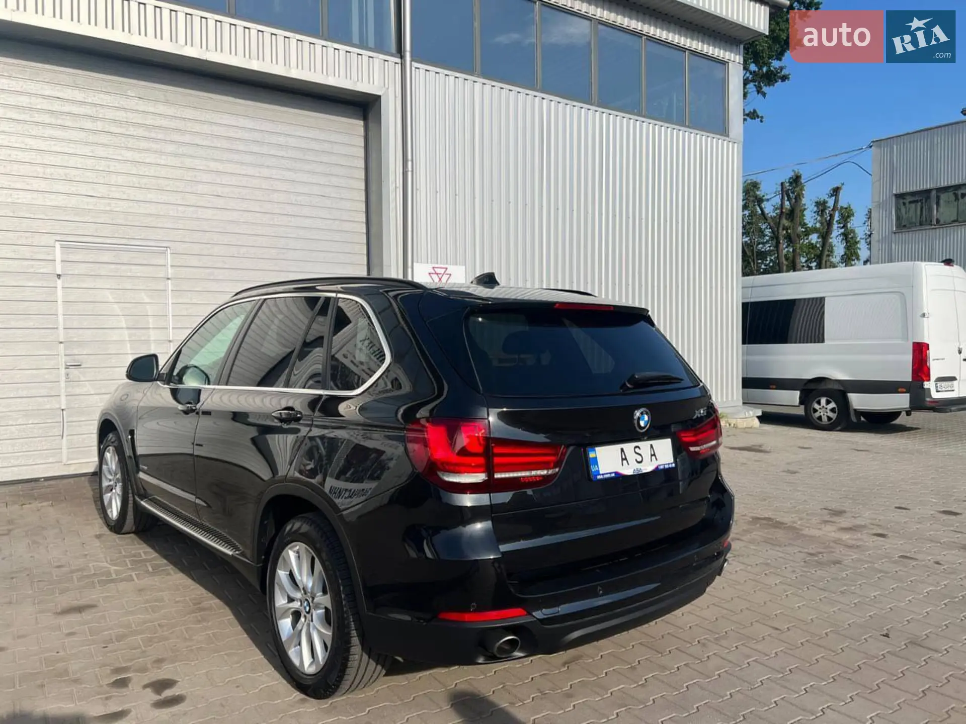 2016 BMW X5 - мініатюра 3