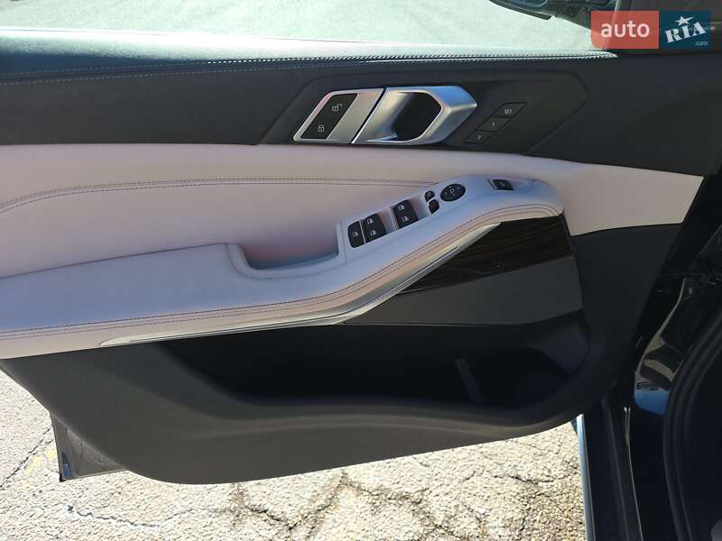 Внедорожник / Кроссовер BMW X5 2019 в Львове