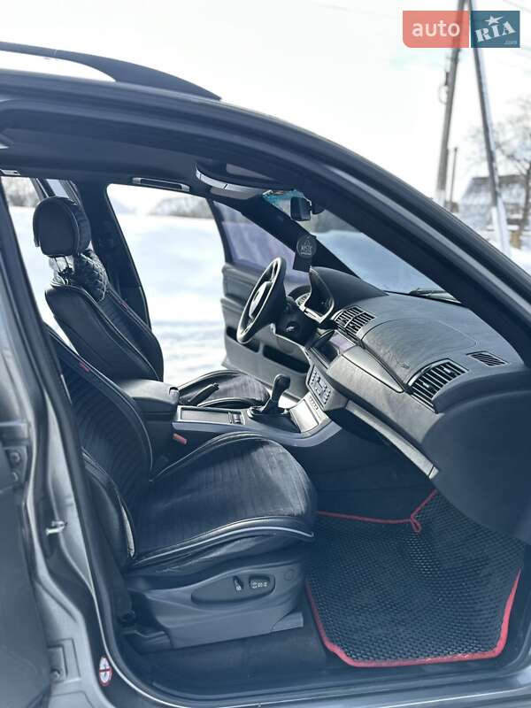 Внедорожник / Кроссовер BMW X5 2004 в Черновцах