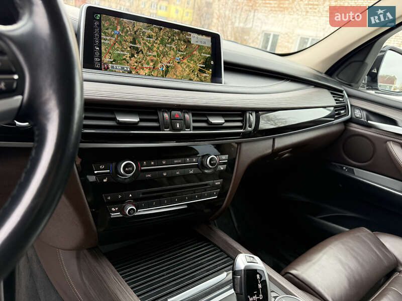 Внедорожник / Кроссовер BMW X5 2015 в Житомире