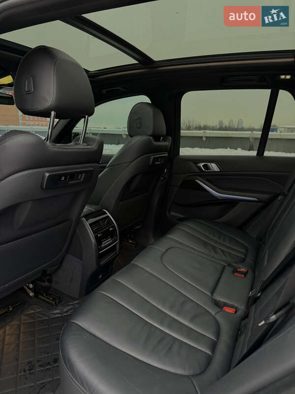 Позашляховик / Кросовер BMW X5 2019 в Києві фото 24 Позашляховик / Кросовер BMW X5 2019 в Києві