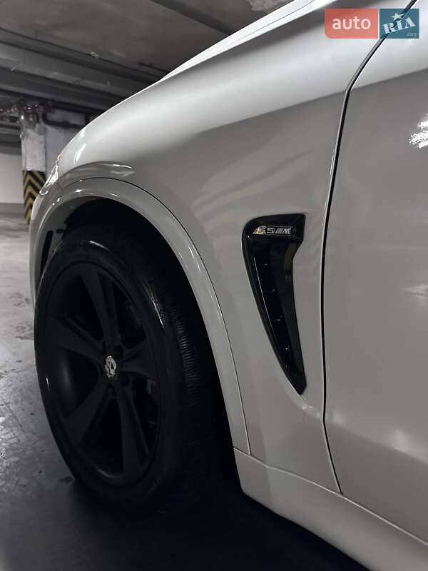 Внедорожник / Кроссовер BMW X5 2015 в Киеве