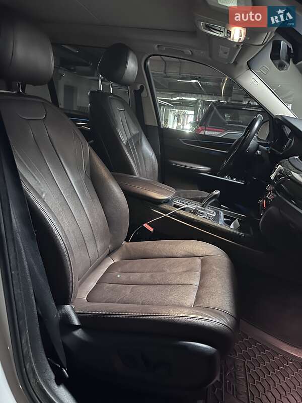 Внедорожник / Кроссовер BMW X5 2015 в Киеве