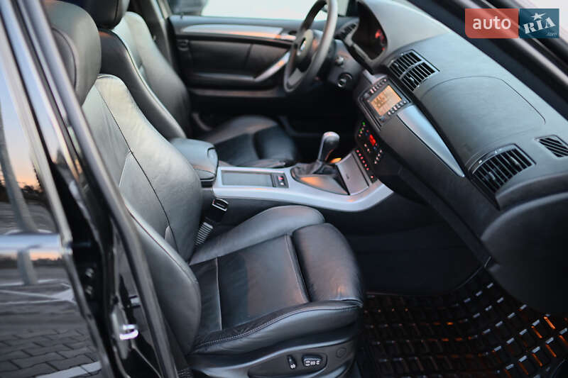 Внедорожник / Кроссовер BMW X5 2005 в Дубно