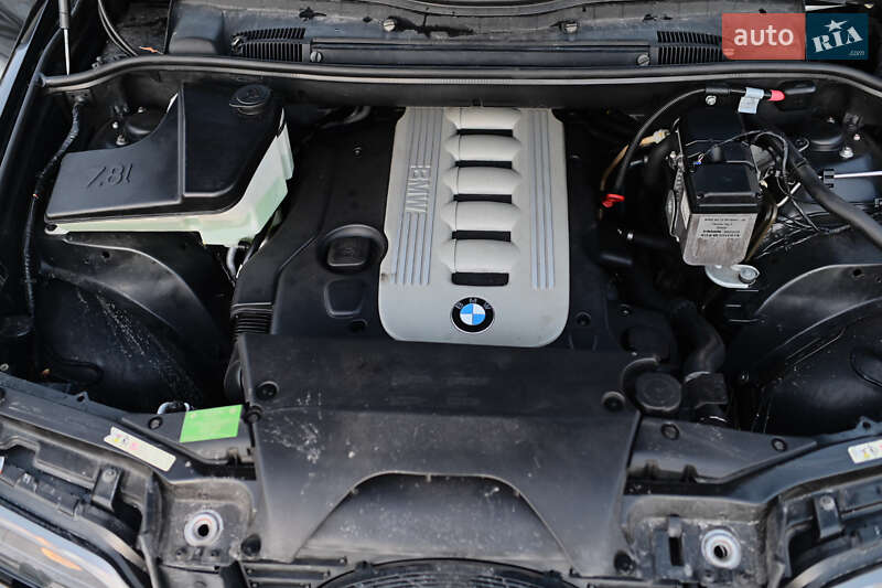 Внедорожник / Кроссовер BMW X5 2005 в Дубно