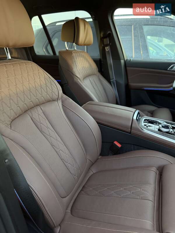 Внедорожник / Кроссовер BMW X5 2025 в Львове