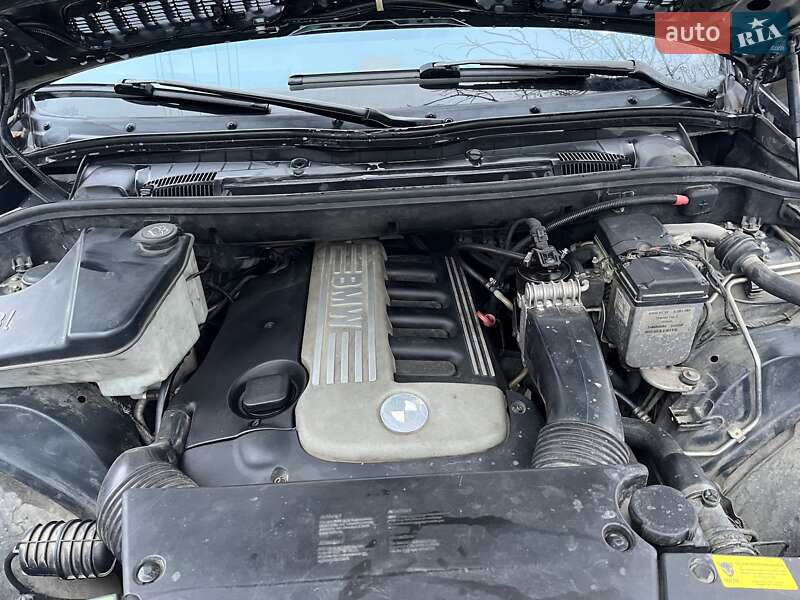 Позашляховик / Кросовер BMW X5 2002 в Кельменцях