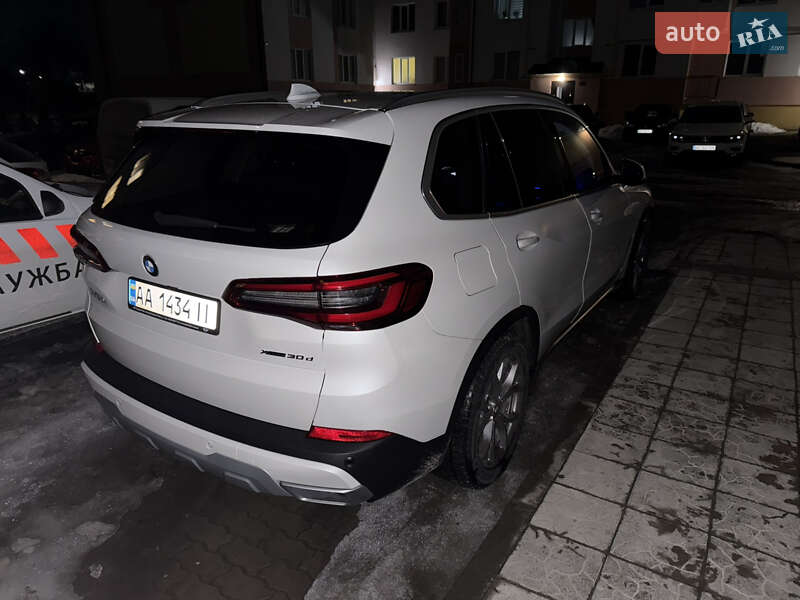 Позашляховик / Кросовер BMW X5 2019 в Жовкві