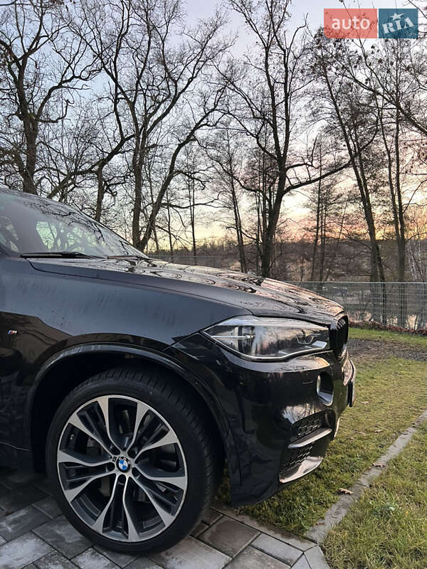 Позашляховик / Кросовер BMW X5 2016 в Львові
