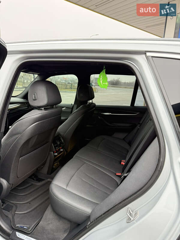 Позашляховик / Кросовер BMW X5 2017 в Дніпрі