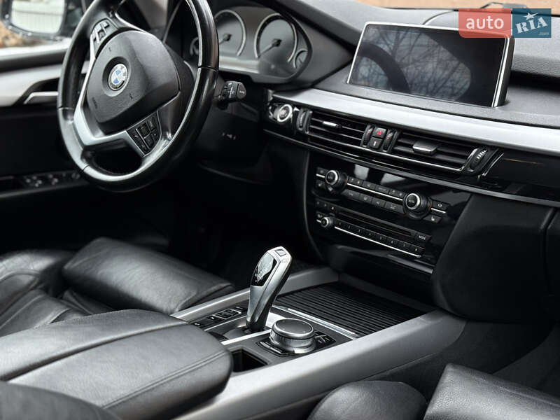 Внедорожник / Кроссовер BMW X5 2016 в Бродах