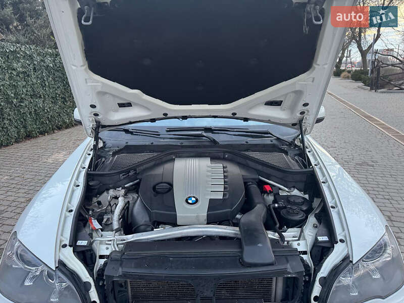 Позашляховик / Кросовер BMW X5 2012 в Одесі