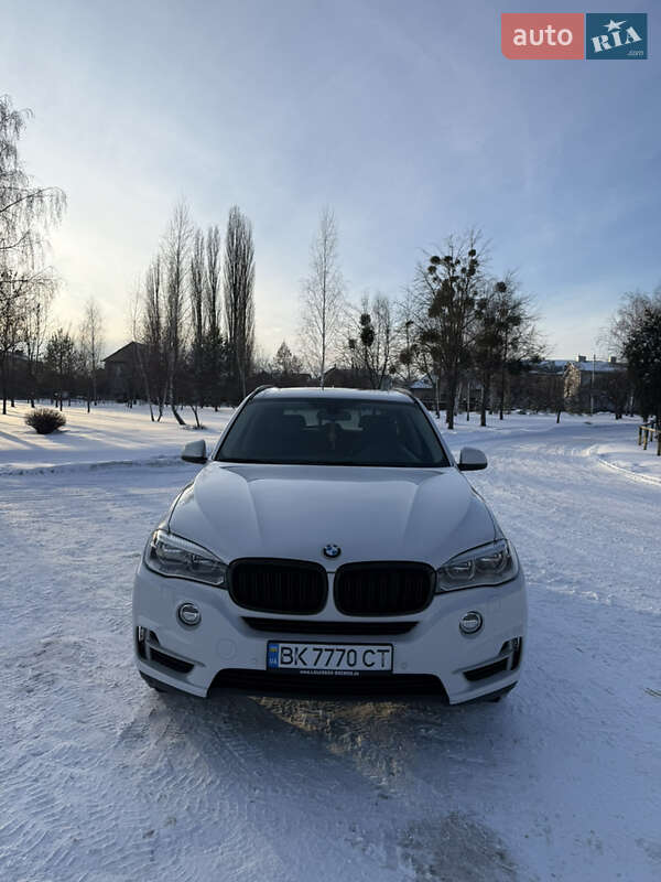 Внедорожник / Кроссовер BMW X5 2015 в Ровно фото 4 Внедорожник / Кроссовер BMW X5 2015 в Ровно